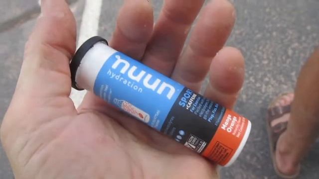 Nuun Sport + Caffeine: Mango Orange Electrolyte Tablets смотреть онлайн