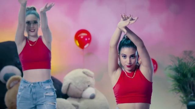 Hanz & Chris - Nena (Official Video) смотреть онлайн