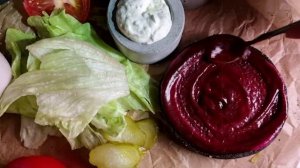 Изысканная кухня в River's - Бургер