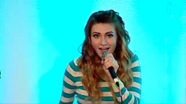 Karmin Performs - Super Bass Song смотреть онлайн