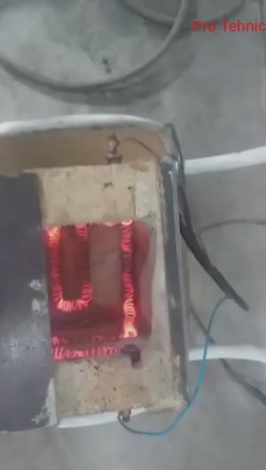 Муфельная печь _Малыш_ ,своими руками, пробный пуск....mp4