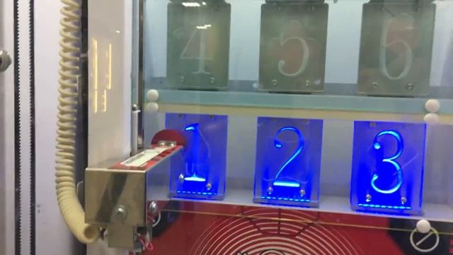 РАЗЫГРЫВАЮ АВТОМОБИЛЬ (игрушку) ИГРАЮ В ИГРОВЫЕ АВТОМАТЫ MARKSMAN,ВЫИГРАЛ ДЕНЬГИ И КРУТУЮ ТАЧКУ! смотреть онлайн