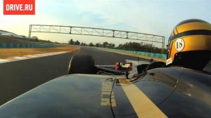 За рулём машины Формулы-1 2002 года на Хунгароринге