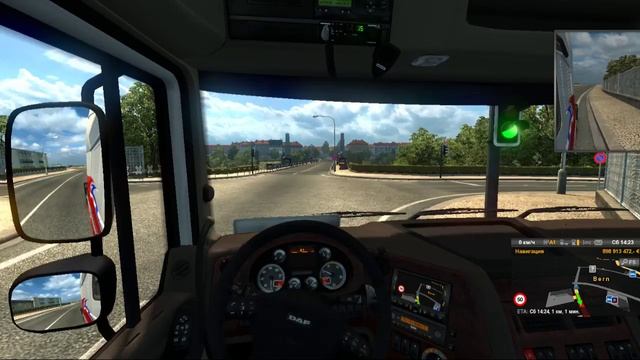 Играем Euro Truck Simulator 2  01 Жизнь  Донат в описании