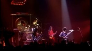 Thin Lizzy - Massacre - Live And Dangerous - Rainbow Theatre, London 1977