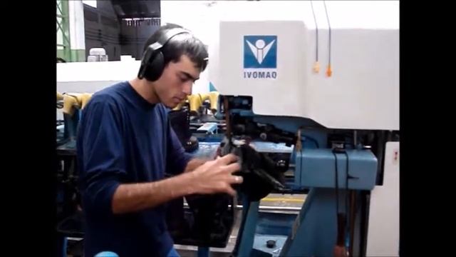 Familia de Blaqueadeiras - IVOMAQ смотреть онлайн