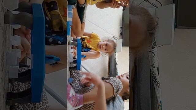 пингвин на льду смотреть онлайн