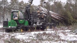 Форвардер JOHN DEERE 1510E c гидравлическим захватом CLAMBANC