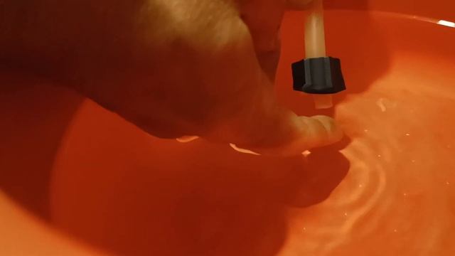 Умягчитель воды. Не забирает раствор из солевого бака. Решение есть.Runxin умягчитель смотреть онлайн