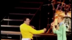 David Bowie & Freddie Mercury - Queen - Under Pressure