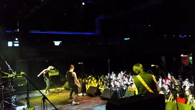 Тараканы! - Выходной (Live @ YotaSpace) 28.03.15 смотреть онлайн