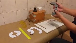 Режим магнит током, и клеем моментом с добавлением пищевой соды....