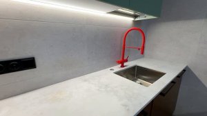 Совсем скоро выйдет новый обзор на потрясающую кухню от компании Фармен. А пока  небольшое превью.