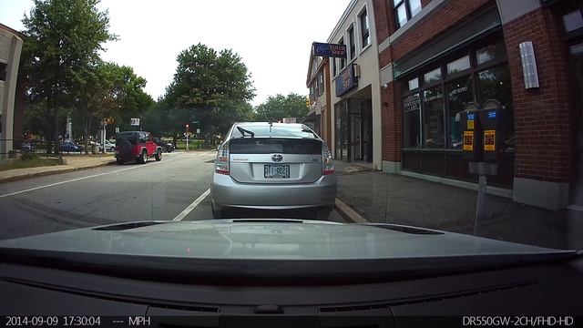 look how low it is! смотреть онлайн