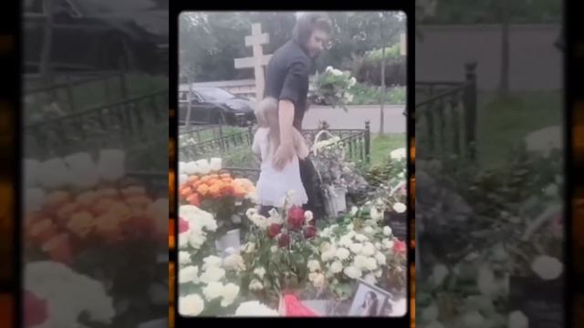 Петр Чернышёв с Доченькой Милой 💔🙏#АнастасияЗаворотнюк#ПетрЧернышев#папа#дочь#светлаяпамять смотреть онлайн