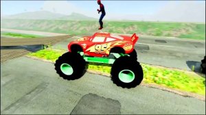 МУЛЬТИКИ ПРО МАШИНКИ! БОЛЬШОЙ И МАЛЕНЬКИЙ МЭТР ПРОТИВ МАККУИН 👑