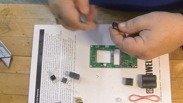 Minipa 70 watt HF Amplifier Kit Assembly and Testing Part 1 смотреть онлайн