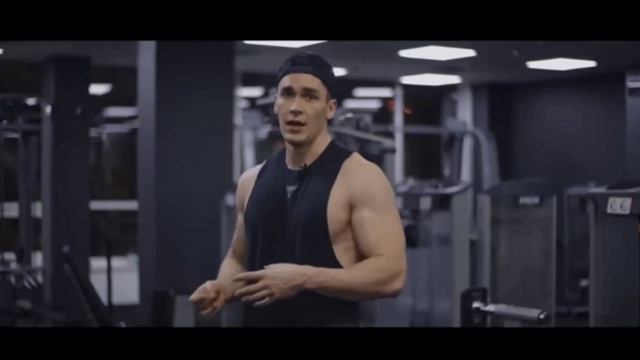 КАК ТЫ НЕНАКАЧАЕШЬ БИЦЕПС смотреть онлайн