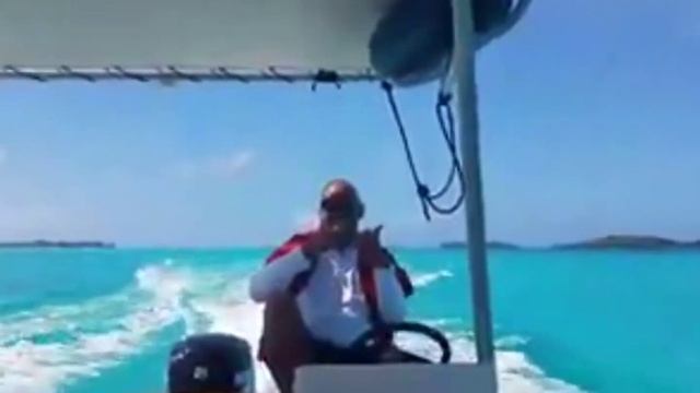 Our $2,500/Person BORA BORA Trip - Where We Stayed, What We Did, & Where We Ate 😎🌴🌅🍹🌊🤙 смотреть онлайн