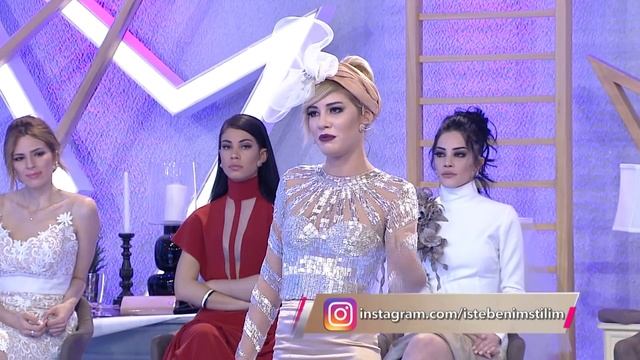 Merve Sevin Öyle Bir Elbise Giydi Ki Stüdyo YIKILDI смотреть онлайн