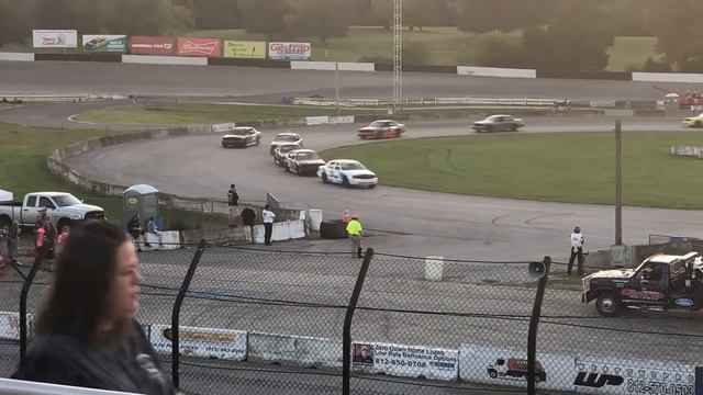 Crown Vic small track P2 35 laps. Salem Speedway смотреть онлайн