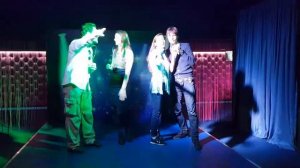 Караоке. На Лабутенах.