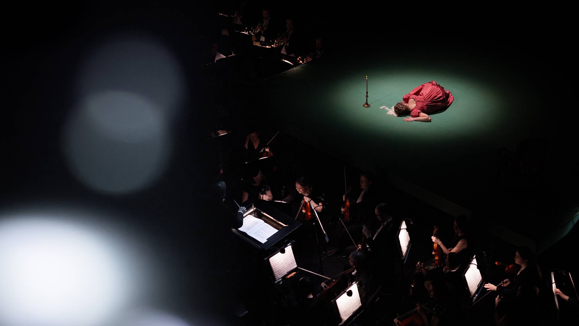 «Евгений Онегин» П.И. Чайковского. Трейлер смотреть онлайн