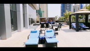 Wyndham Hotel Doha West Bay | Nag Booked Ng Hotel, Nag Swimming at Nag Bar.|Life In Qatar