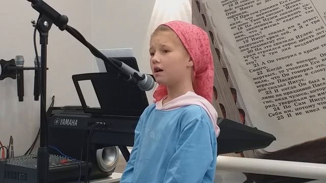 Тает время быстрое, как вода в горсти (пение) смотреть онлайн