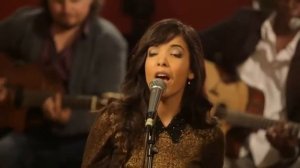 Indila Run Run Live Paris...