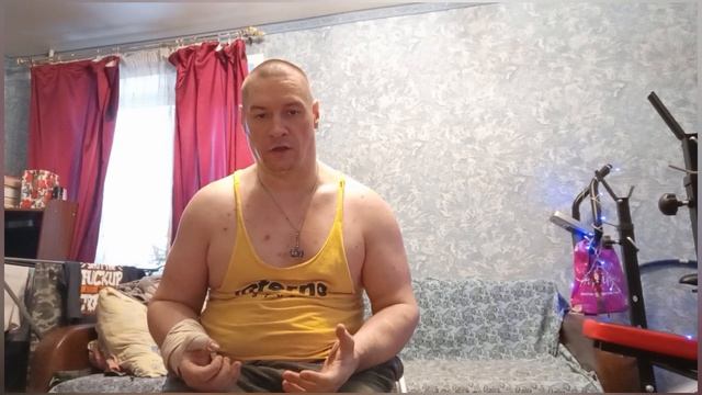 Конец тренировки/Тяга штанги к подбородку/Махи на плечи