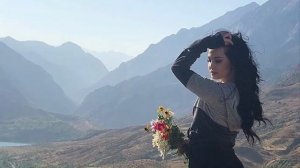 LUIZA RASULOVA SIZ HECH QAYERDA KO’RMAGAN SHARMANDA FOTO SURATLAR...
