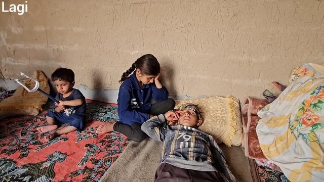 Reza's illness and her rescue by Fatima and Parvaneh смотреть онлайн