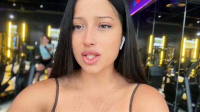 ФИТНЕС VLOG | как я худею | тренировка спины & плеч | мотивация & день со мной смотреть онлайн