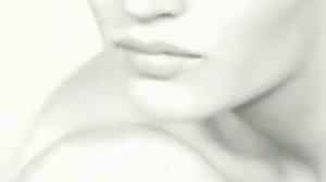 Angel Schlesser Essential woman