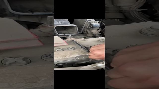 Замена аккумулятора Митсубиси Аутлендер смотреть онлайн