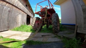 КУПИЛ КАПСУЛУ ВРЕМЕНИ! ТРАКТОР Т-25 ПРОСТОЯЛ БОЛЬШЕ 20ЛЕТ В САРАЕ!