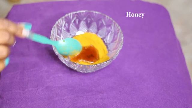 TURMERIC FACE MASK: HOW I BRIGHTEN UP MY FACE смотреть онлайн