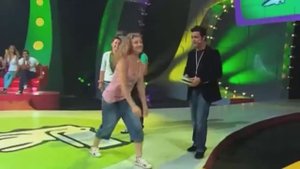 Игра “Крокодил” (Ассоциации или Показуха) подходит для развития ораторских жестов