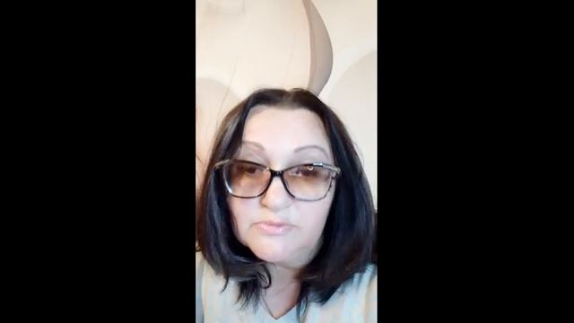 Если ты тратишь больше, чем зарабатываешь смотреть онлайн