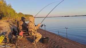 Рыбалка в мае на донки, ловля Леща на реке Волга. Рыбалка в красивом месте ранней весной.