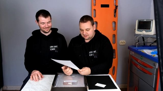 Мы получили "Серебряную кнопку" YouTube!!! смотреть онлайн