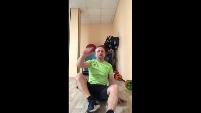 Для совершенно не гибких. два простых упражнения