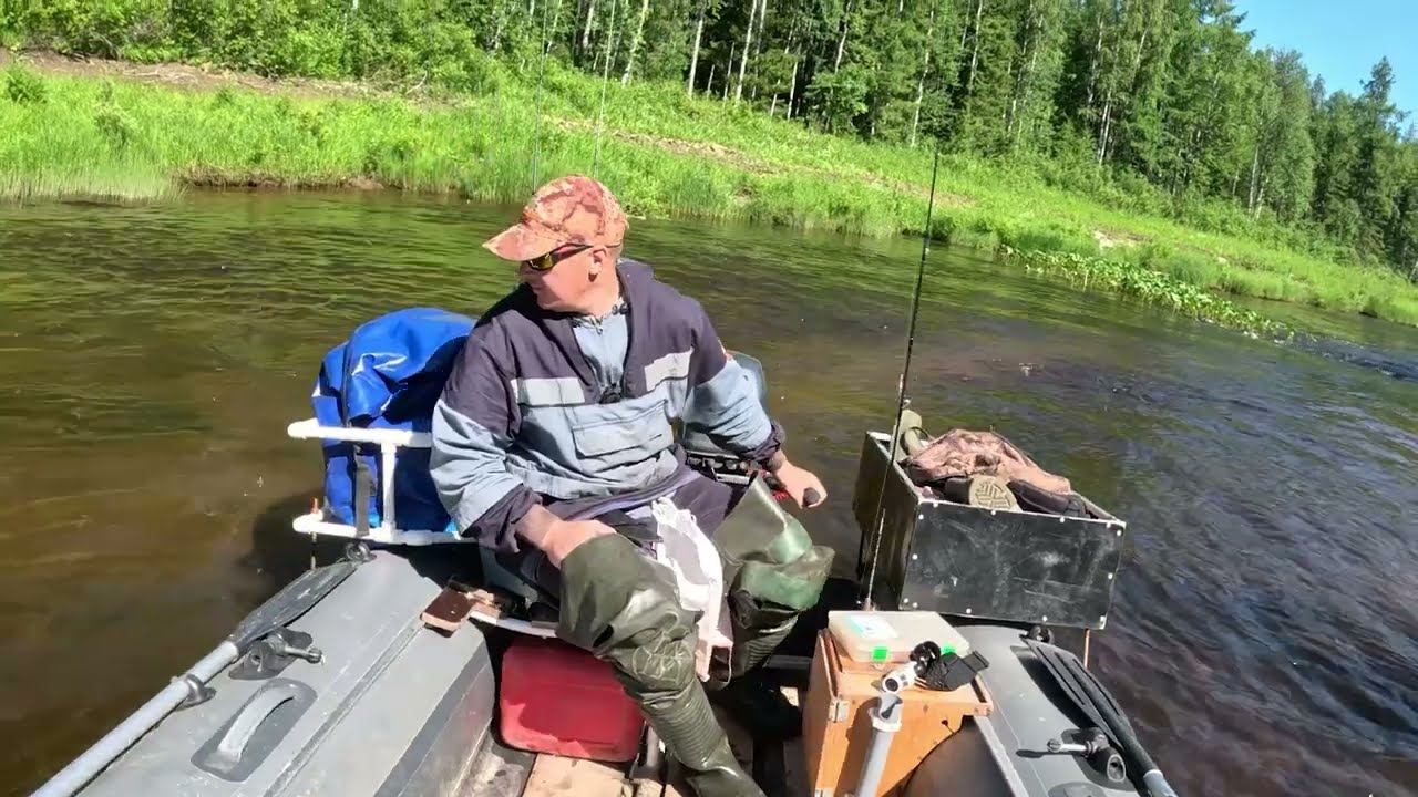 Рыбалка на таежной реке. Готовлю еду, колю дрова, ловлю хариуса смотреть онлайн