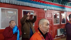 Подношение мандалы Хамбо Ламе Этигелову