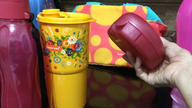 Abrindo caixa Tupperware semana 21 vitrine 6 + Brinde Indicação 😍 смотреть онлайн