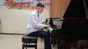 И.Бах - Д.Кабалевский. Маленькая органная прелюдия ре минор. Исполняет Емельянов Сергей.