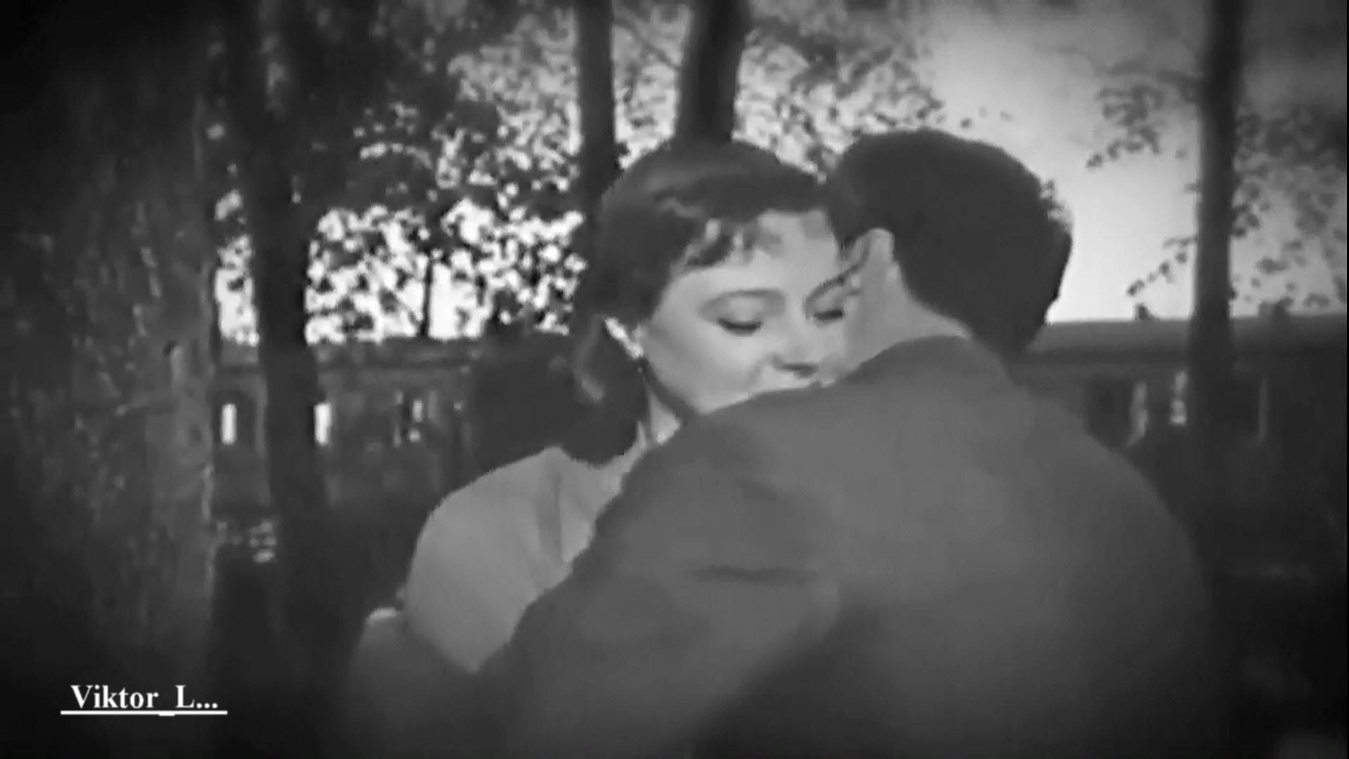 "Костры горят далёкие"-шлягер 50-х смотреть онлайн