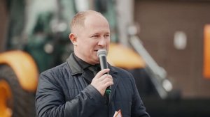 Презентация колёсных экскаваторов UMG в Красноярске