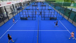 Отбей мяч: в Москве проходит первый чемпионат России по паделу